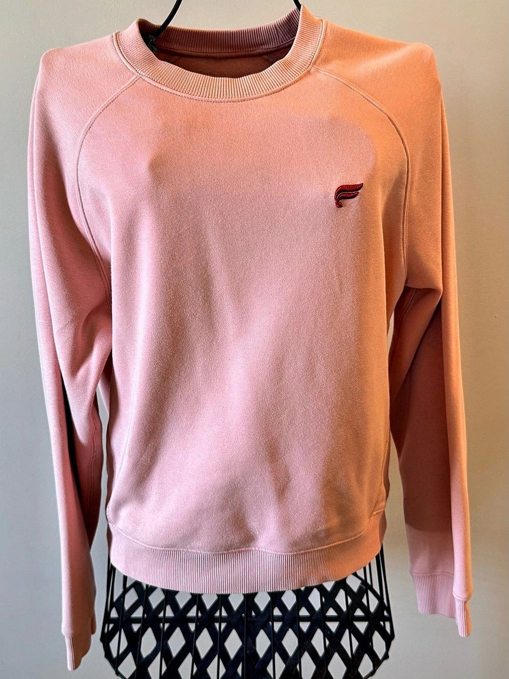 Fabletics - Year Round Terry Raglan Crewneck Sweatshirt - M/L - Dusty Pink